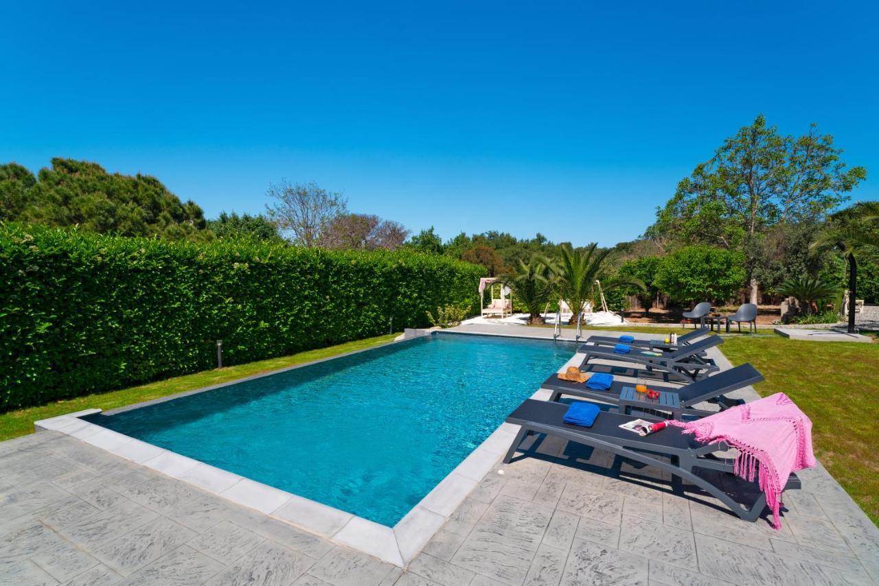 Villa Iasama Asgourou 외부 사진