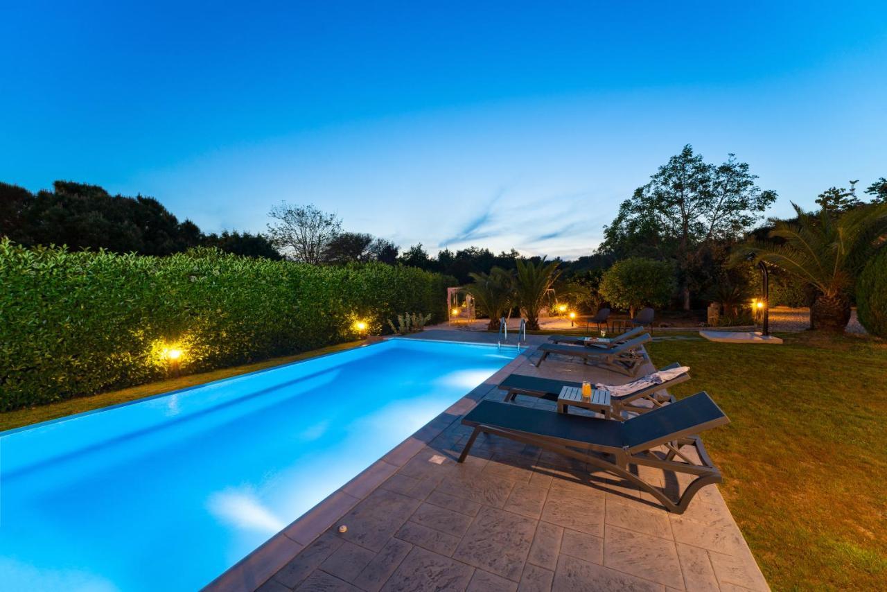 Villa Iasama Asgourou 외부 사진
